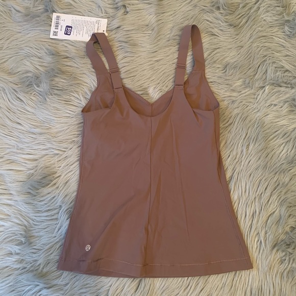NWT lululemon tank - Picture 2 of 7